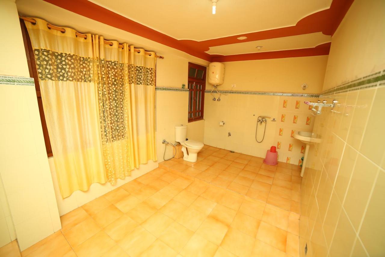 Rufina Blue Pine Hotel Lachen Exterior photo